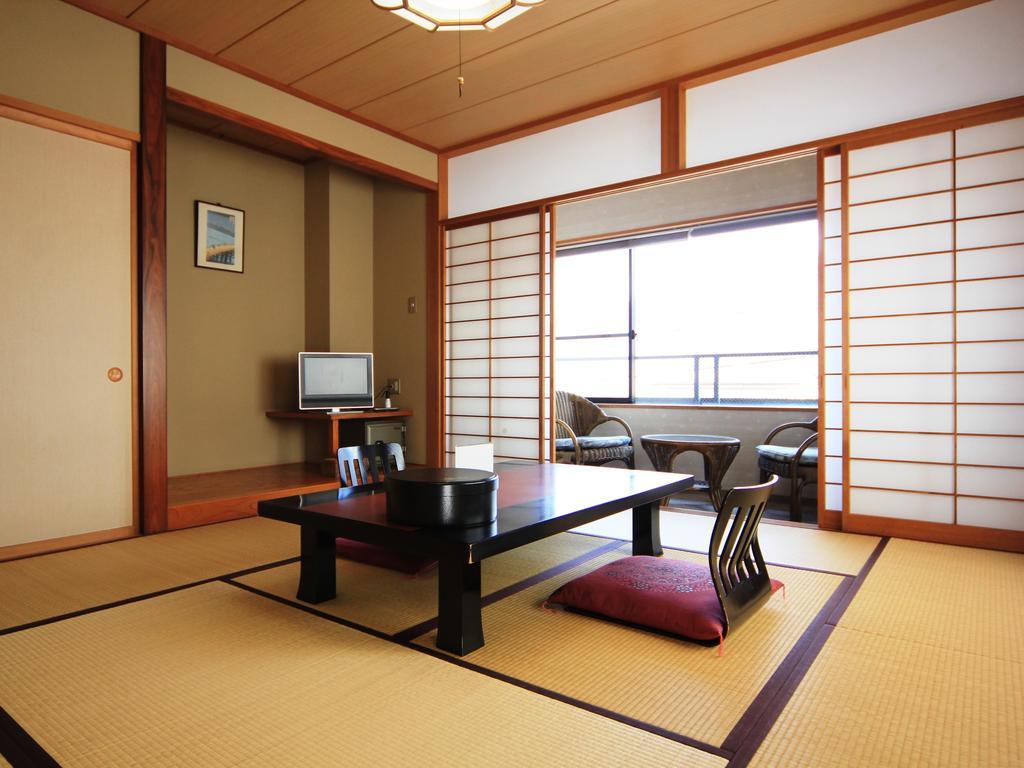Asahi Club Hotel Chikuma Exterior photo